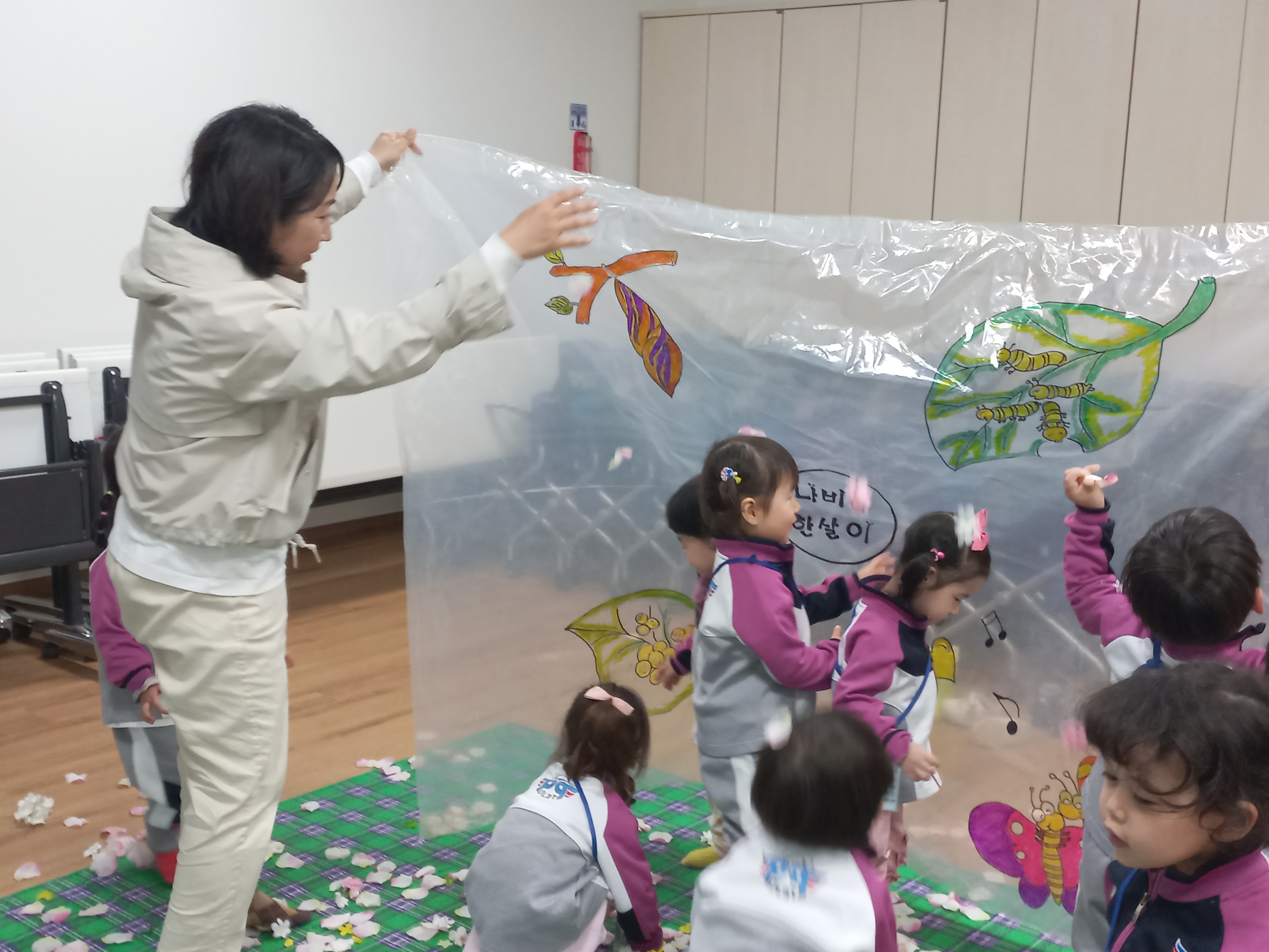 KakaoTalk_20250422_115847946_03.jpg