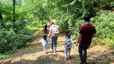 KakaoTalk_20210525_숲길산책.jpg